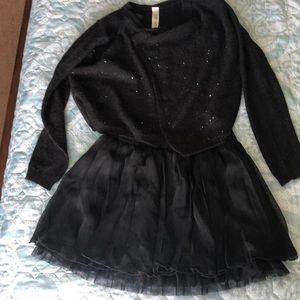 Girls black pleated skirt w/ sequined sweater